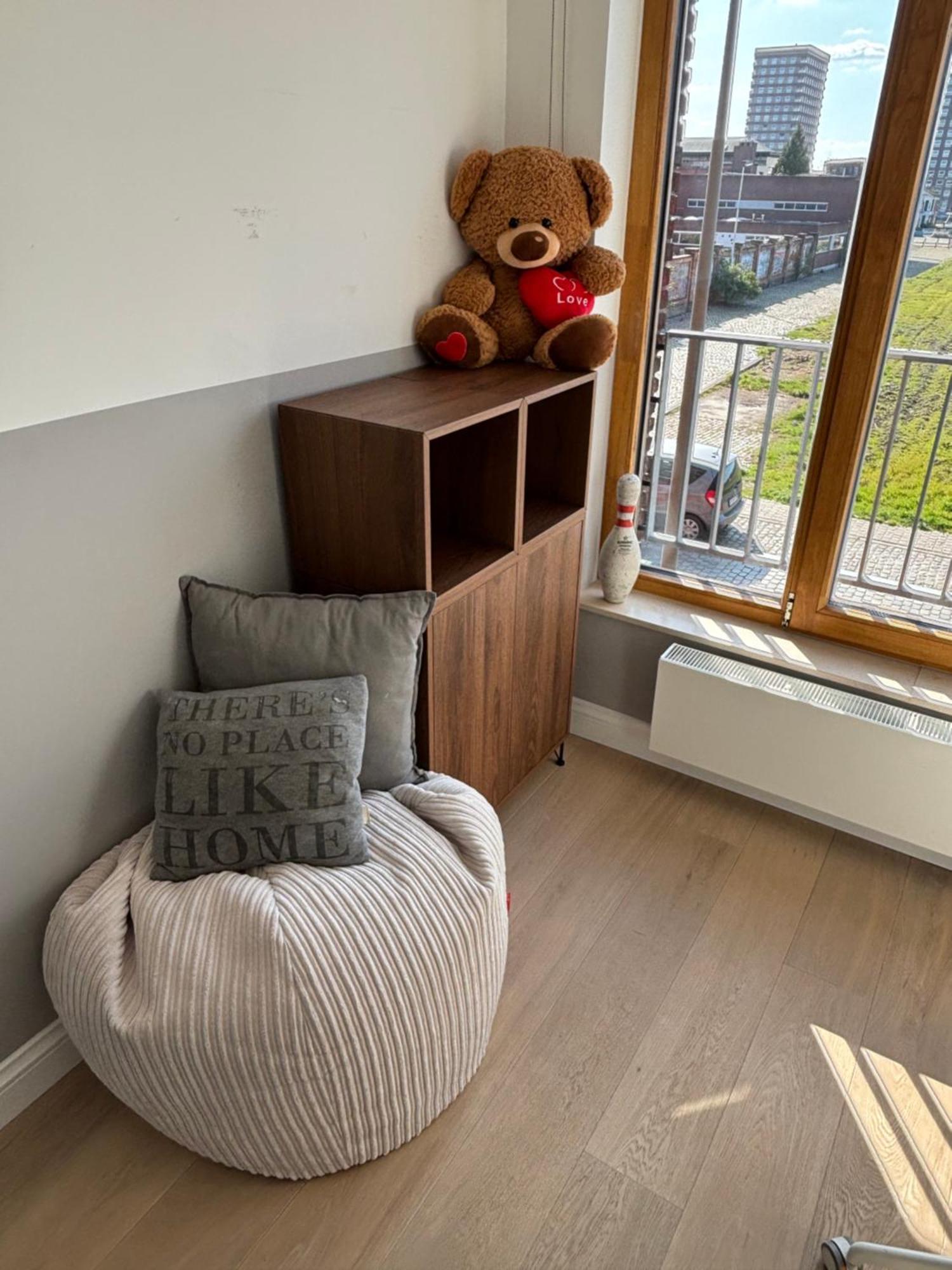 Luxury Apartment, Private Terrace & Free Parking Antwerp