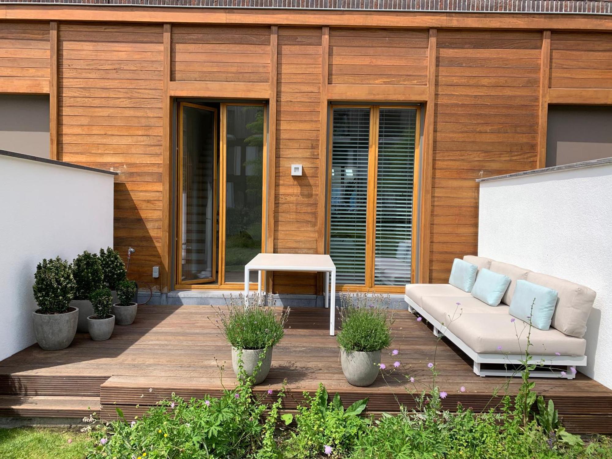 Luxury Apartment, Private Terrace & Free Parking Apartment *
